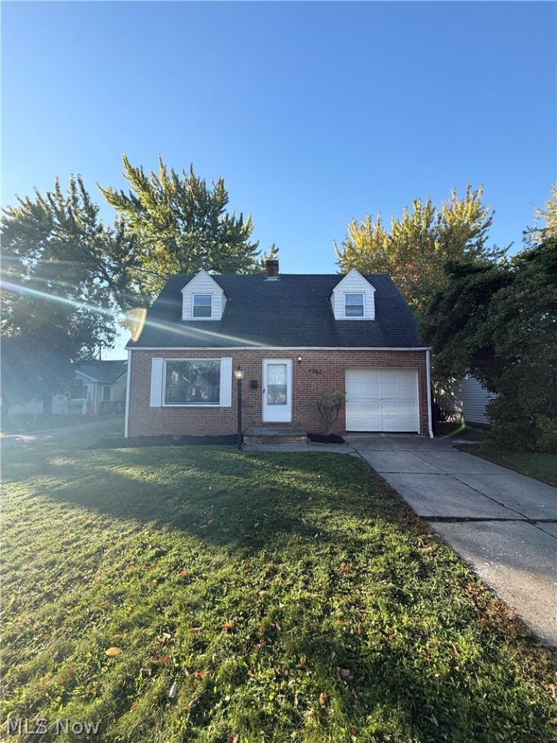 5080 Haverford Drive, Lyndhurst, OH 44124 Main Photo