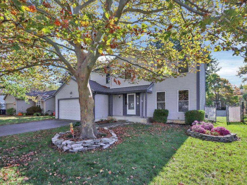 5219 Aurora Drive, Hilliard, OH 43026 Photo 3