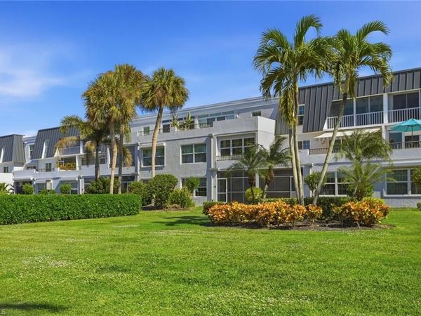 4200 Belair LN , Unit 313, NAPLES, FL 34103