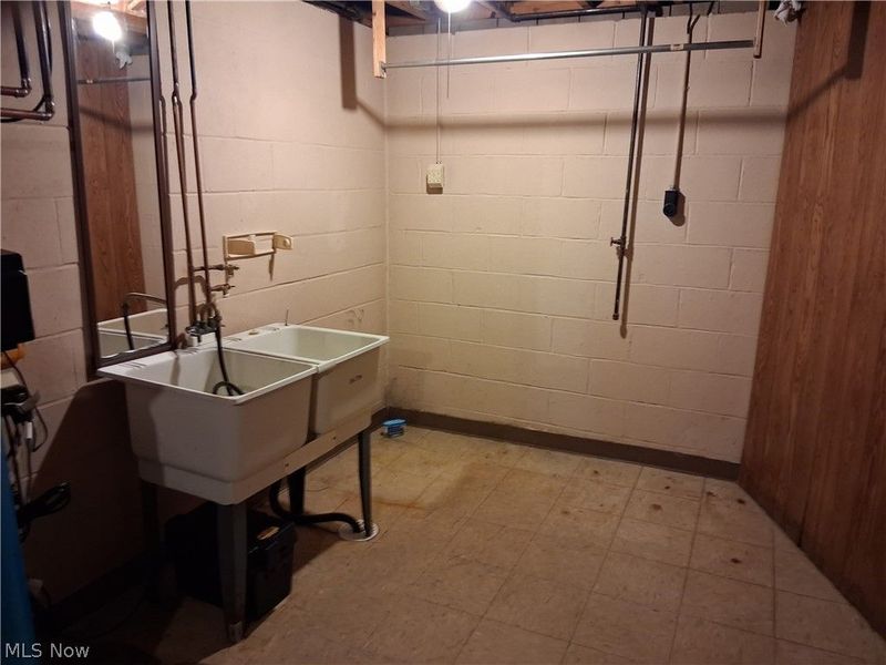 3941 Welcker , Warren, OH 44483 Photo 18