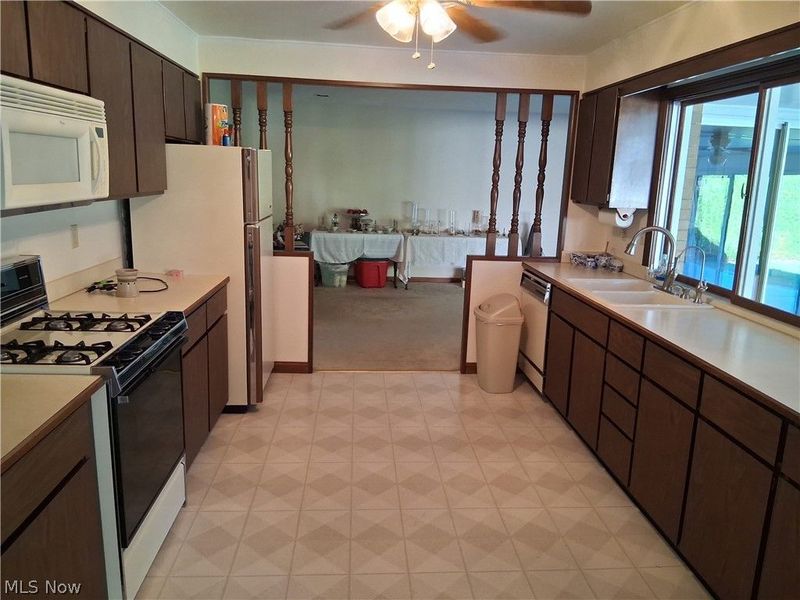 3941 Welcker , Warren, OH 44483 Photo 4