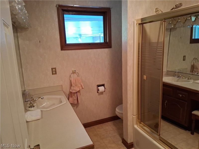 3941 Welcker , Warren, OH 44483 Photo 7