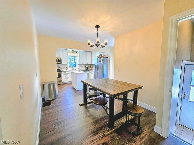 1337 Dennis Way, Toronto, OH 43964 Photo 10