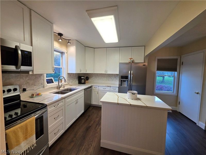 1337 Dennis Way, Toronto, OH 43964 Photo 11