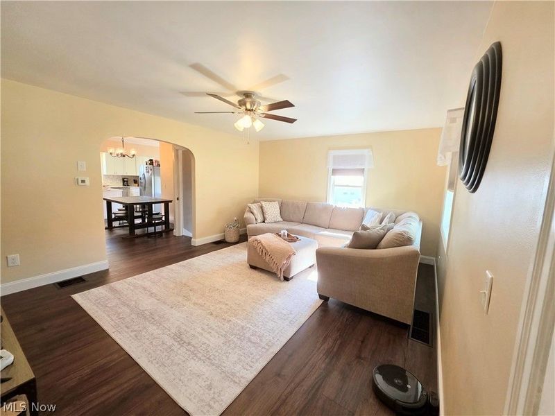 1337 Dennis Way, Toronto, OH 43964 Photo 8