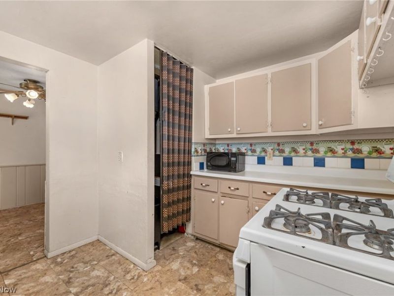 650 Irving Park Boulevard , Sheffield, OH 44054 Photo 17