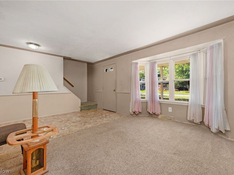 650 Irving Park Boulevard , Sheffield, OH 44054 Photo 7