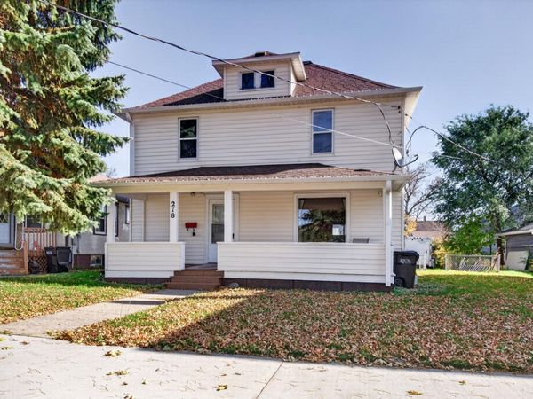218 7th Avenue NW, Valley City, ND 58072