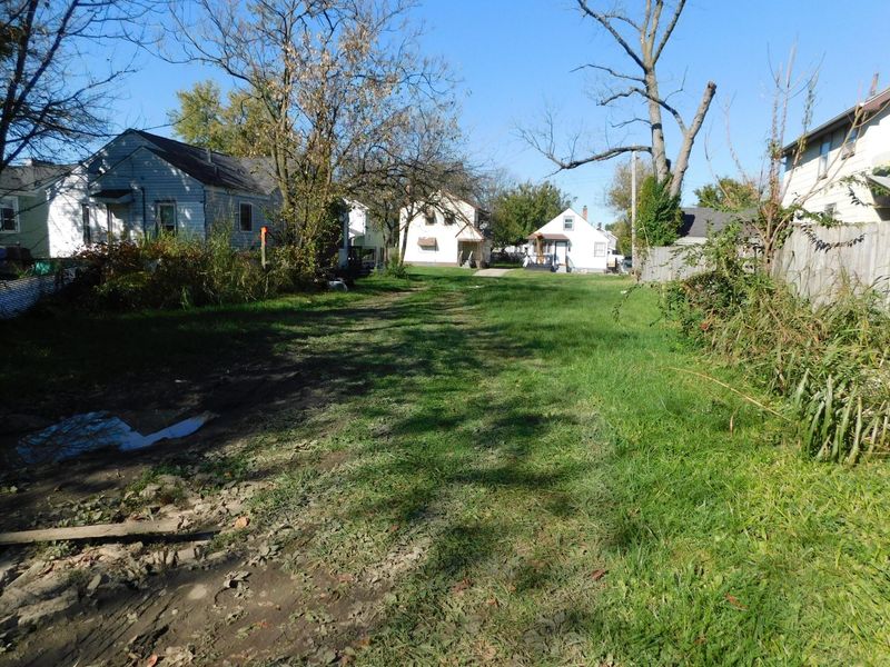 1381 E 22nd Avenue, Columbus, OH 43211 Photo 2