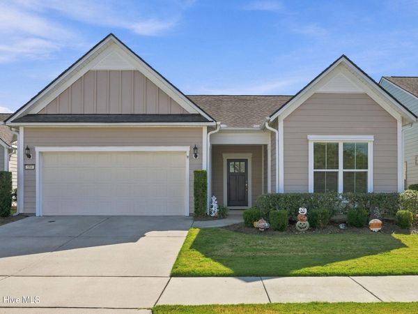 556 Lyrebird Avenue , Wilmington, NC 28412