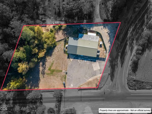 5229 Redwood Avenue, Grants Pass, OR 97527