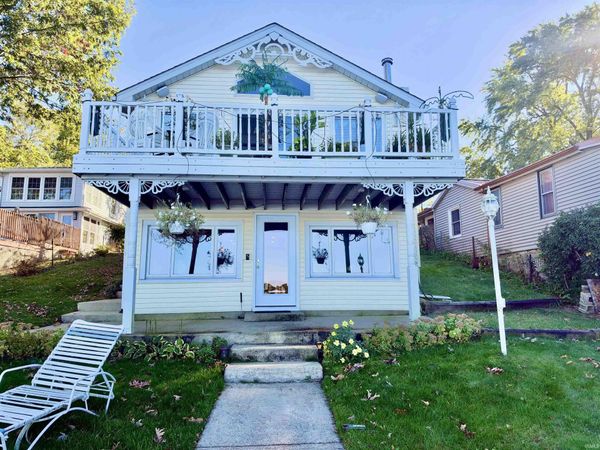 11506 E South Avenue, Walkerton, IN 46574