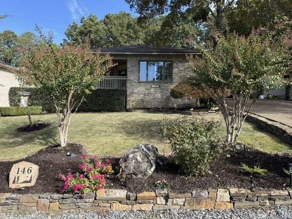 146 Castano Drive, Hot Springs Village, AR 71909