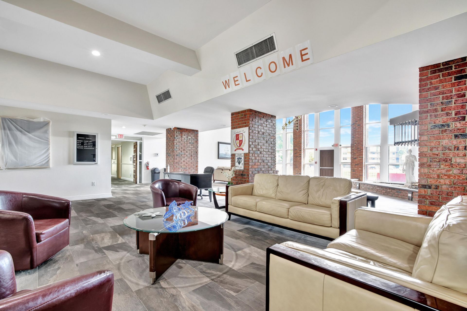2800 NW 47th Terrace, Unit 203B, Lauderdale Lakes, FL 33313 Photo