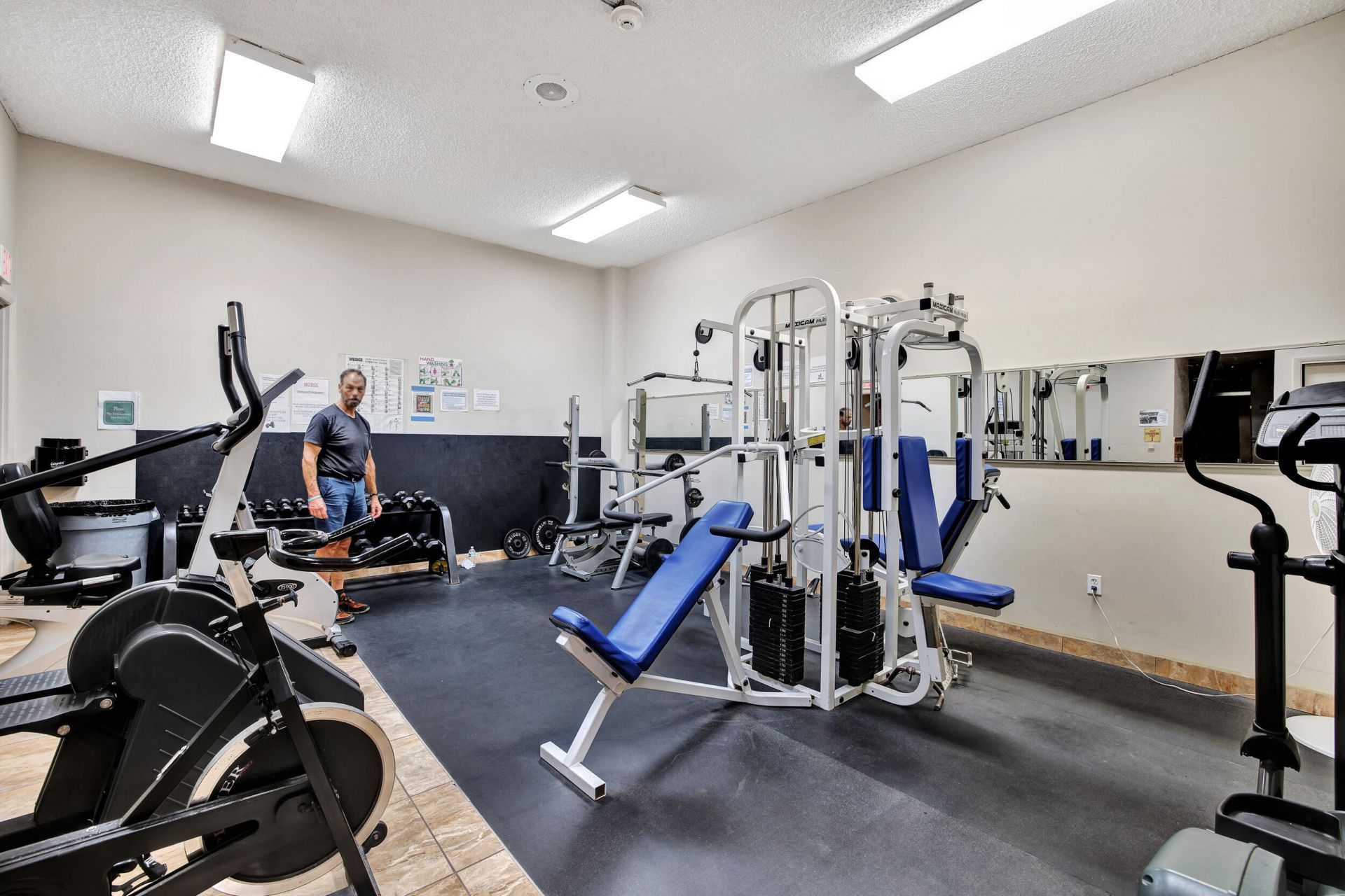 2800 NW 47th Terrace, Unit 203B, Lauderdale Lakes, FL 33313 Photo