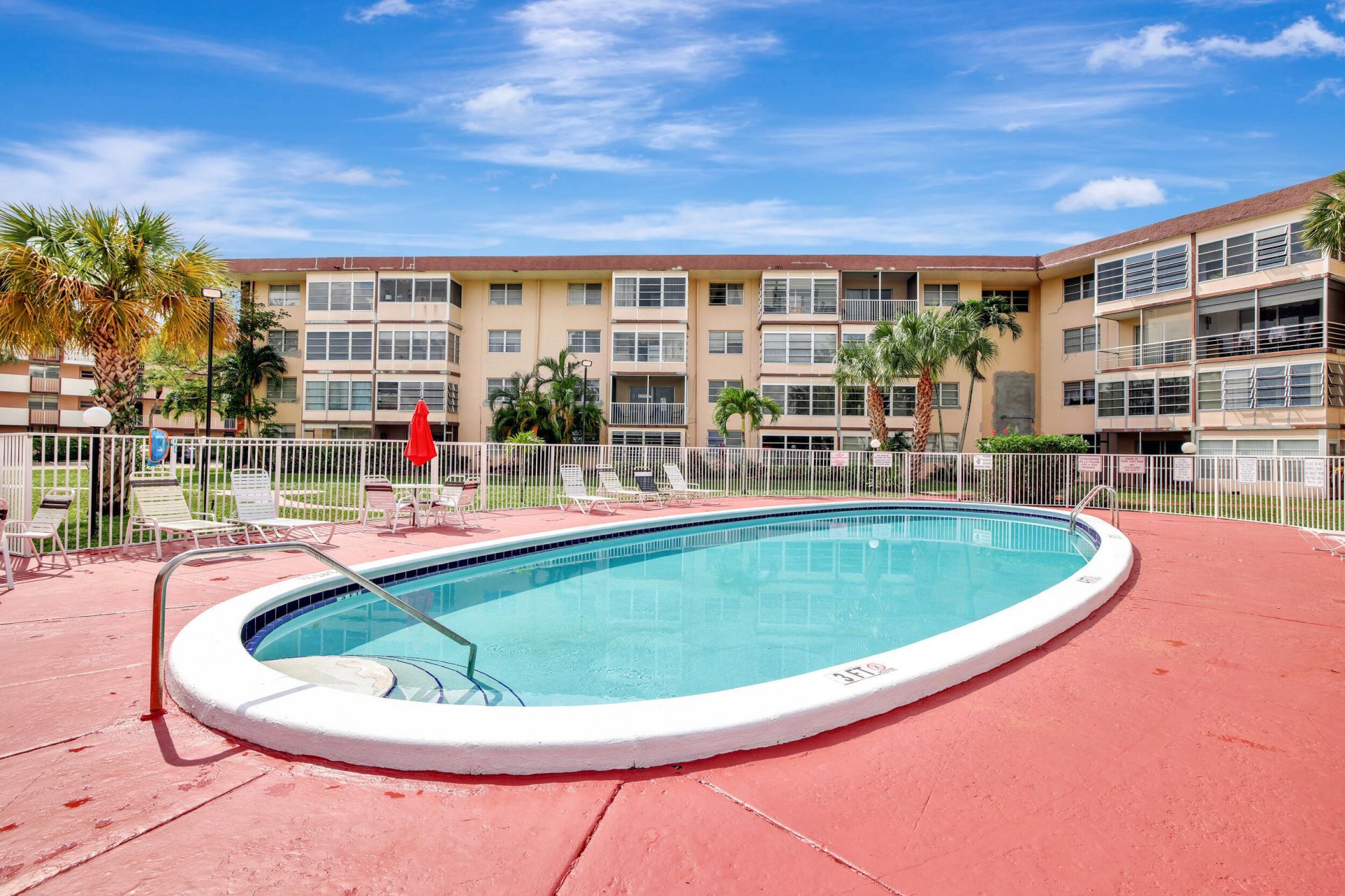 2800 NW 47th Terrace, Unit 203B, Lauderdale Lakes, FL 33313 Photo