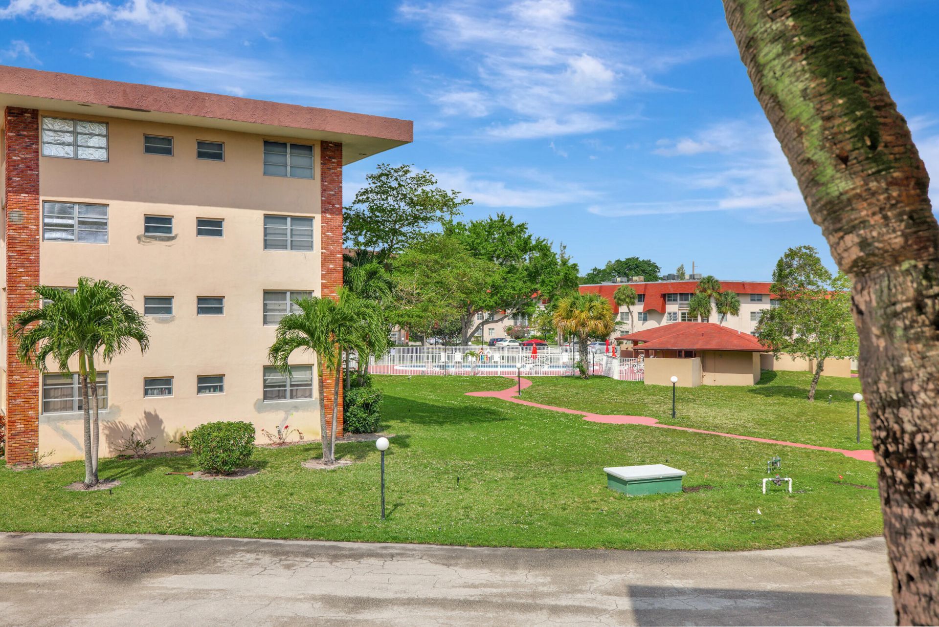 2800 NW 47th Terrace, Unit 203B, Lauderdale Lakes, FL 33313 Photo