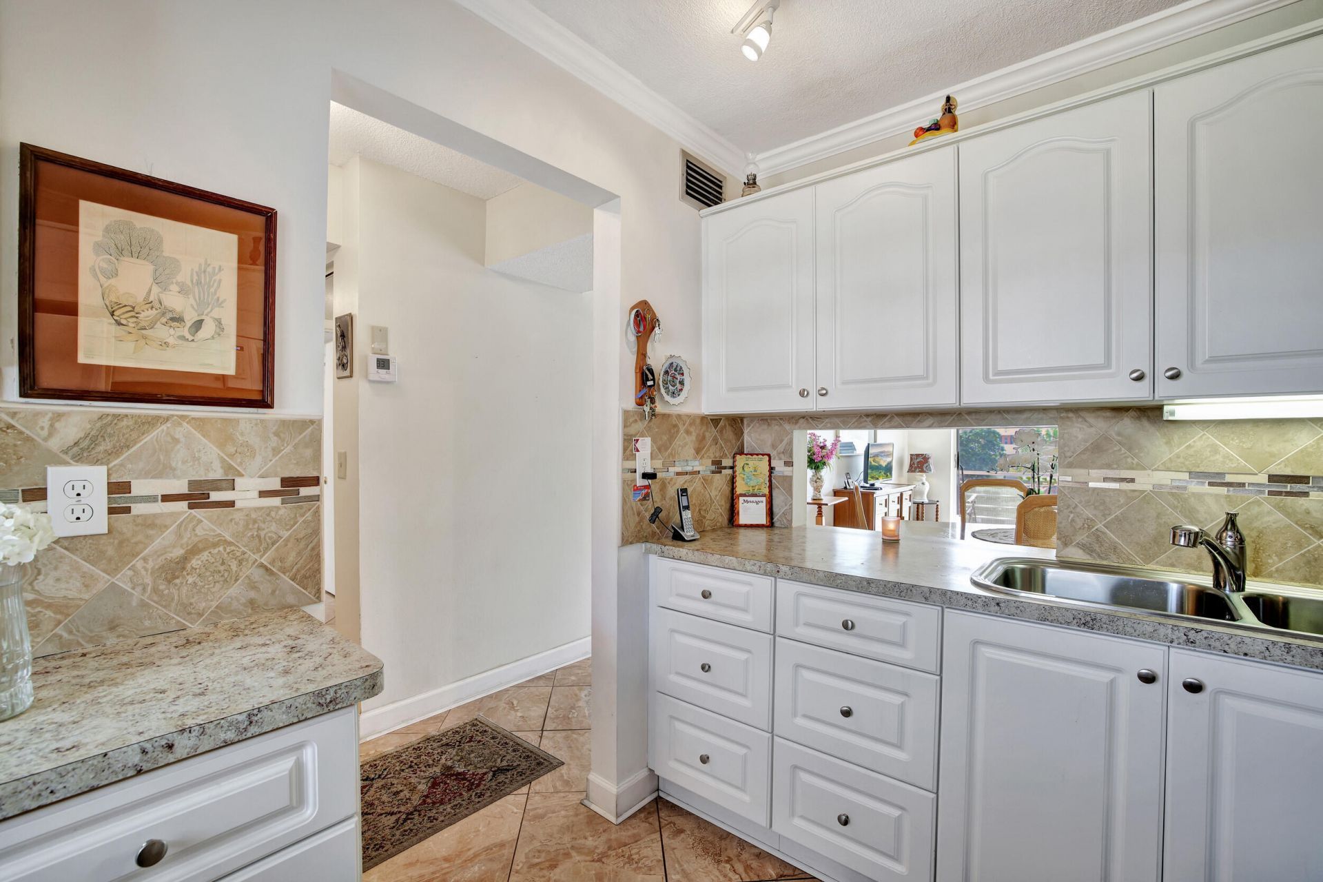 2800 NW 47th Terrace, Unit 203B, Lauderdale Lakes, FL 33313 Photo