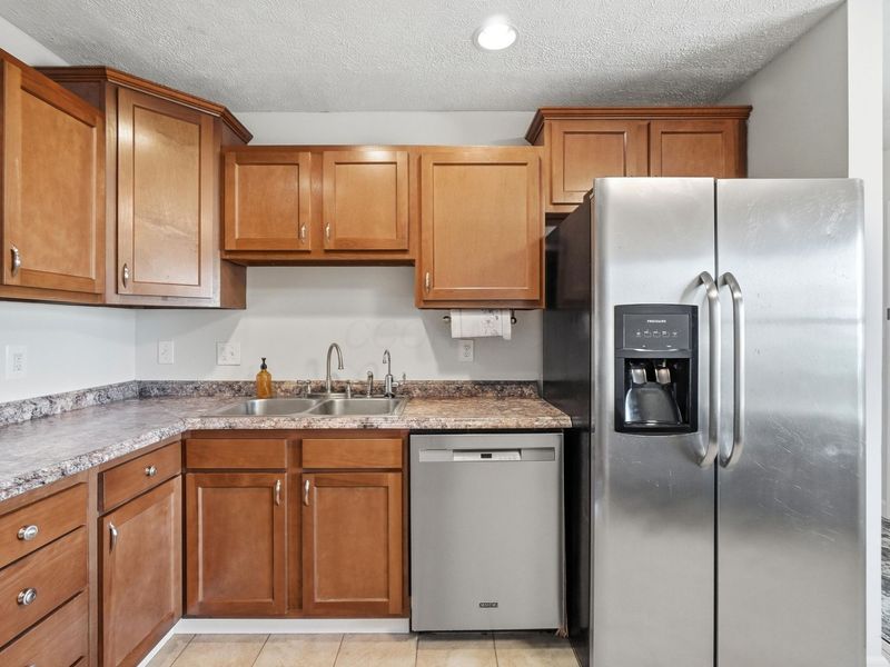 8445 Silverbell Avenue, Galloway, OH 43119 Photo 10