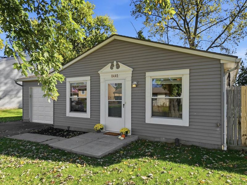 8445 Silverbell Avenue, Galloway, OH 43119 Photo 2