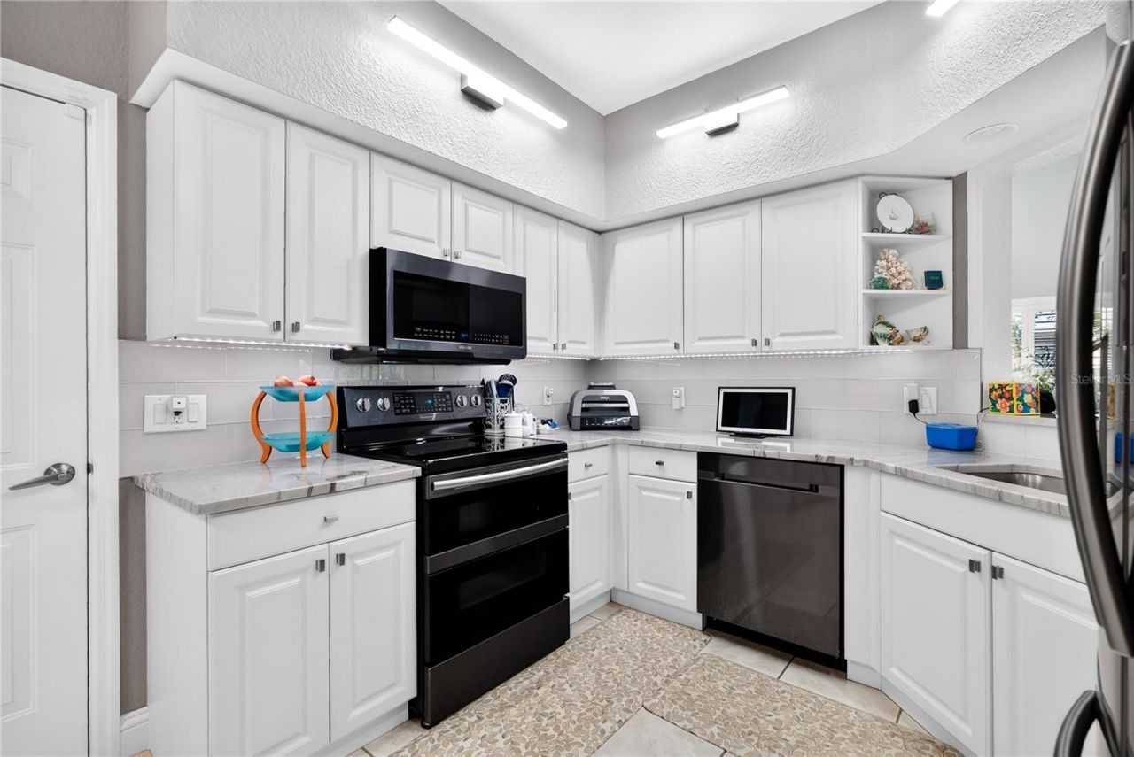 7685 Sweetbay Circle , Unit NA, Bradenton, FL 34203 Photo