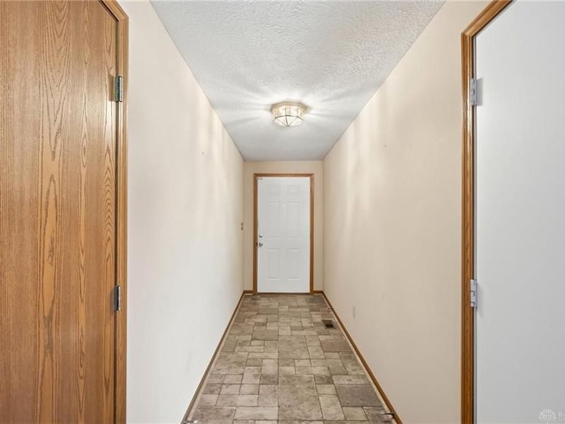 1762 Delmar Drive, Springfield, OH 45503 Photo 14