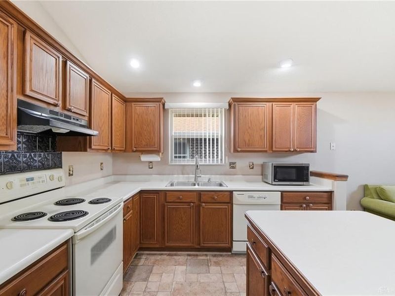 1762 Delmar Drive, Springfield, OH 45503 Photo 24