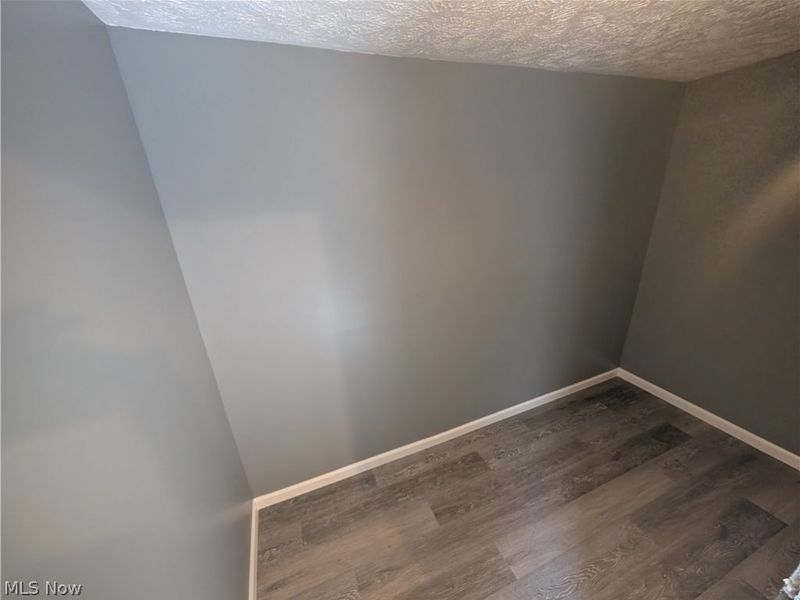 144 W Bridge Street , Elyria, OH 44035 Photo 10
