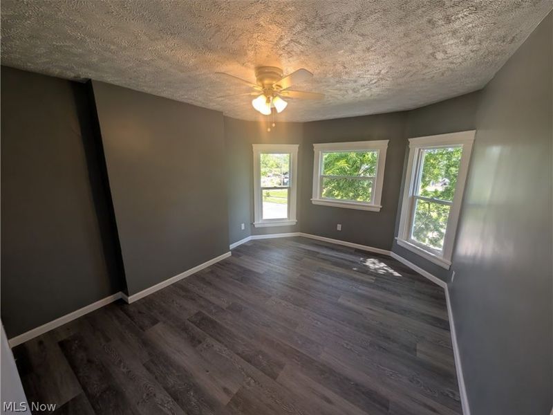 144 W Bridge Street , Elyria, OH 44035 Photo 12