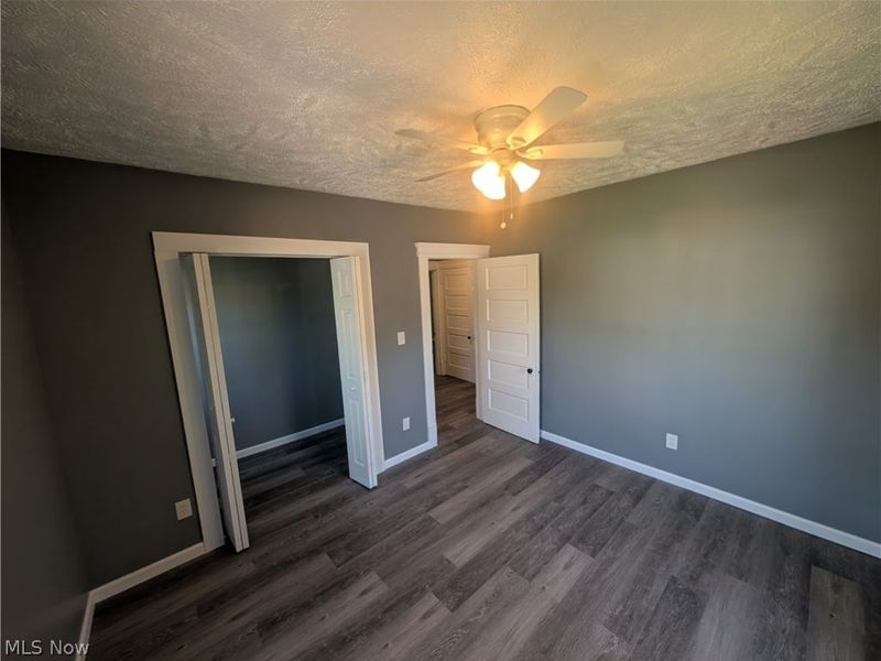 144 W Bridge Street , Elyria, OH 44035 Photo 18