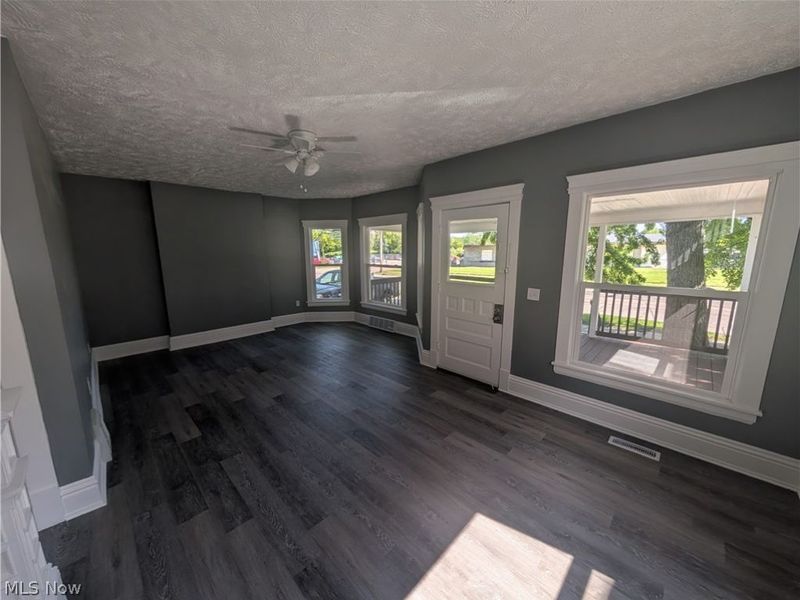 144 W Bridge Street , Elyria, OH 44035 Photo 2