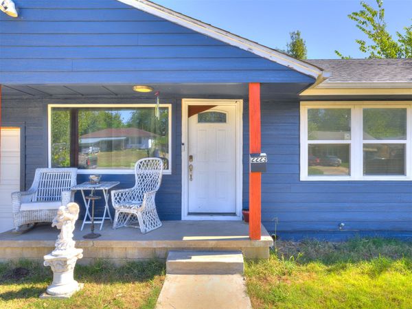 2223 N Louisville Avenue , Tulsa, OK 74115