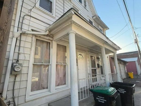 246 W Rowe Street, Tamaqua, PA 18252
