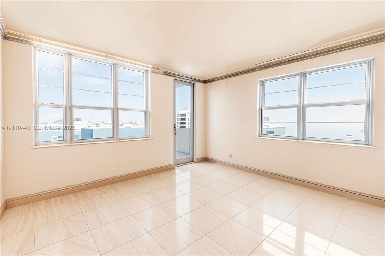 100 Lincoln Rd , Unit 811, Miami Beach, FL 33139 Photo