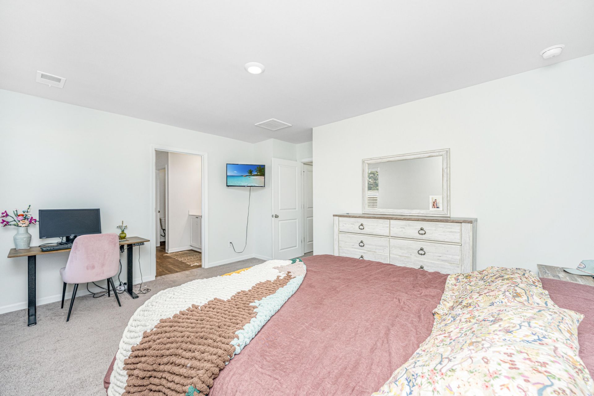 310 Mincy Street Photo 25