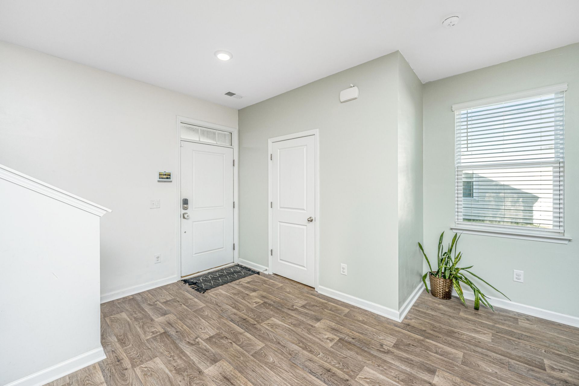 310 Mincy Street Photo 5