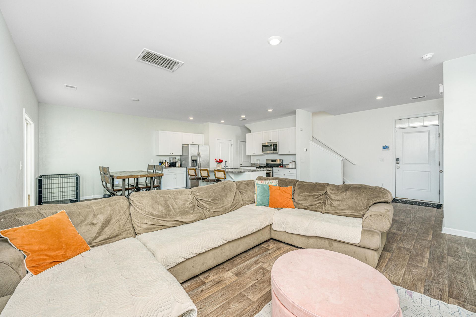 310 Mincy Street Photo 6