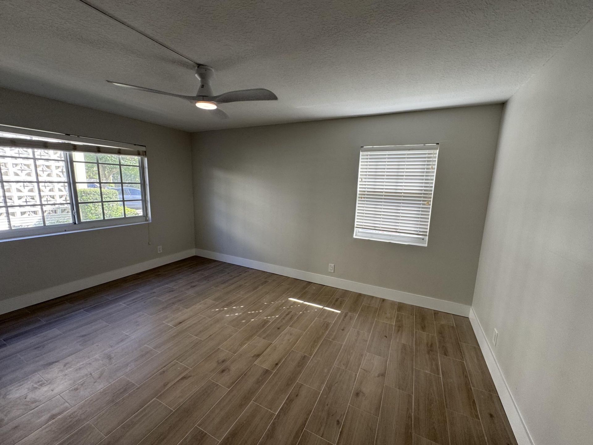 110 N Lakeside Drive, Unit 1, Lake Worth Beach, FL 33460 Photo