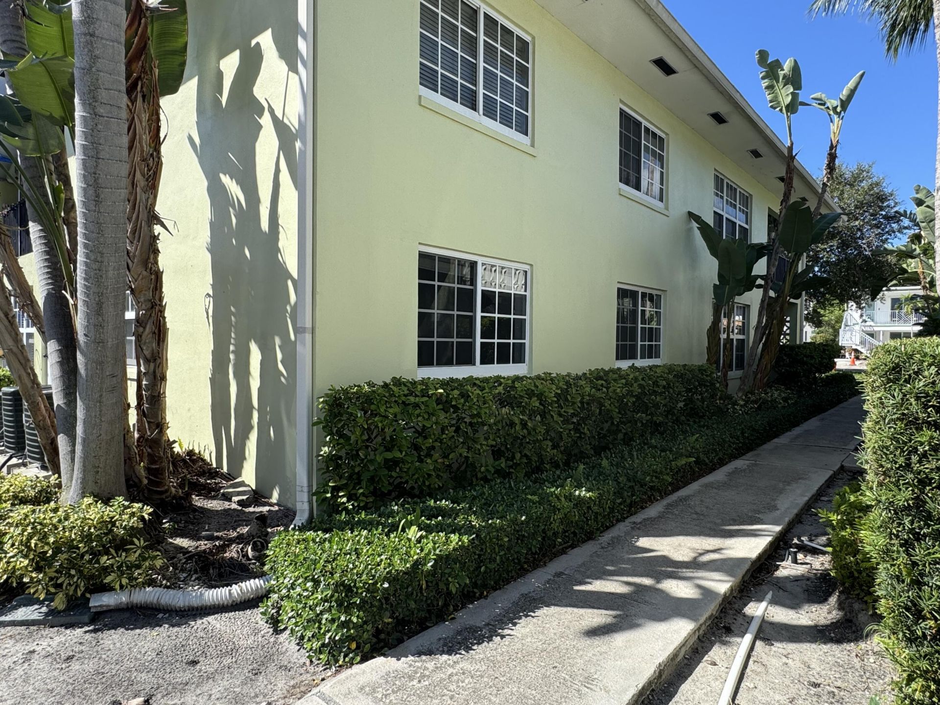 110 N Lakeside Drive, Unit 1, Lake Worth Beach, FL 33460 Photo