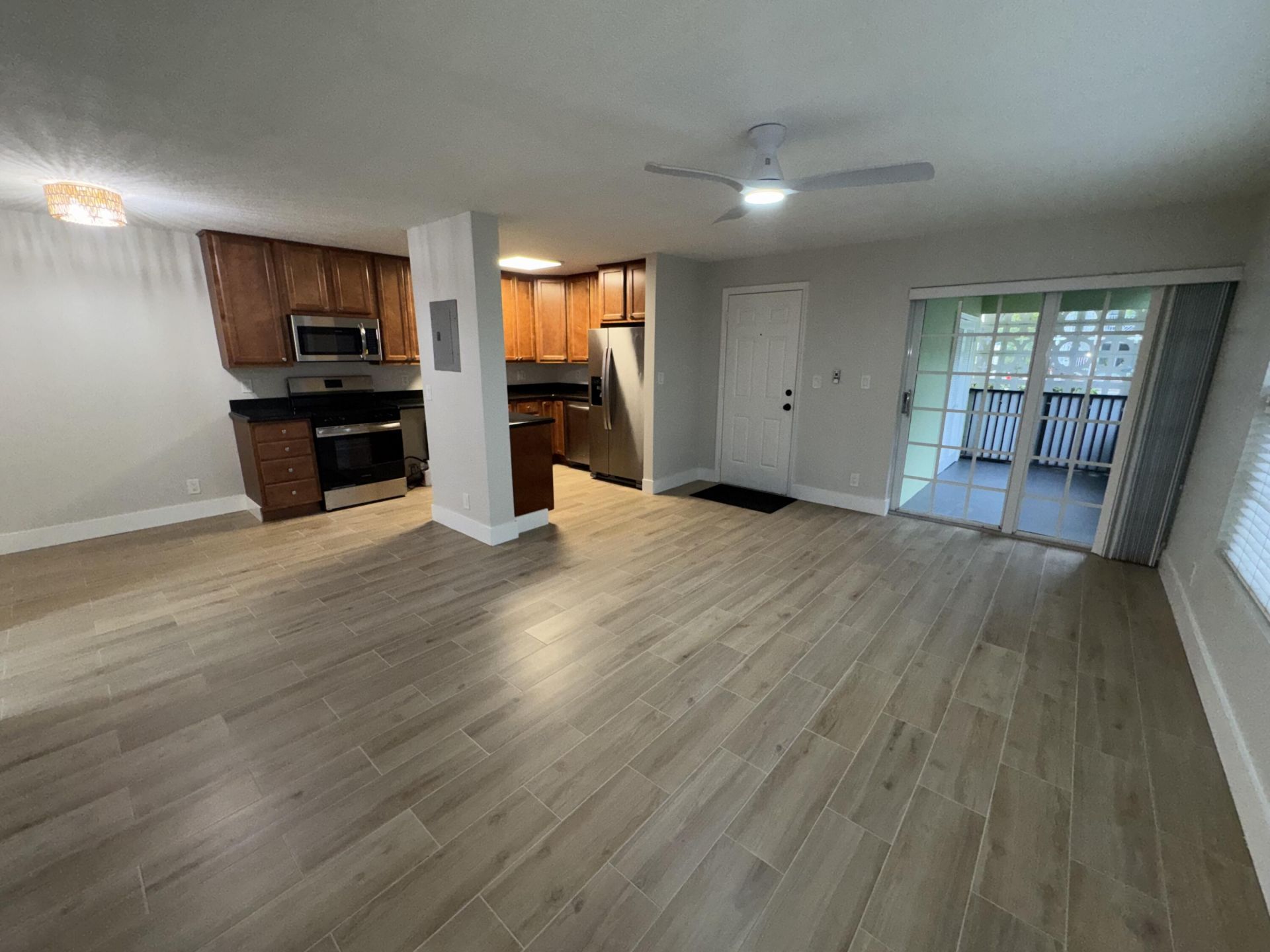 110 N Lakeside Drive, Unit 1, Lake Worth Beach, FL 33460 Photo