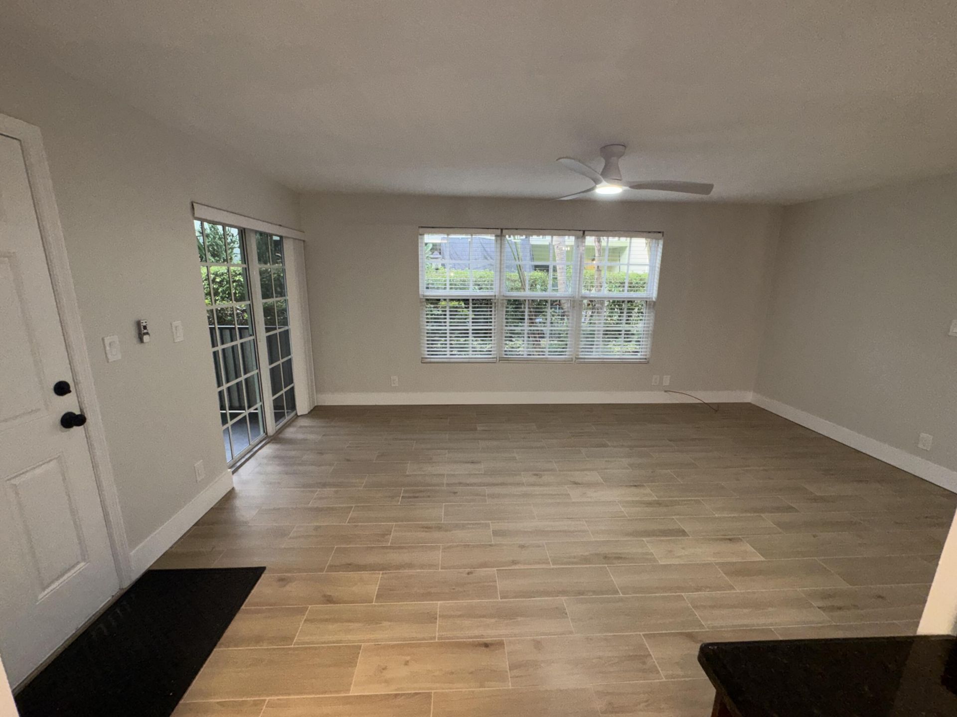 110 N Lakeside Drive, Unit 1, Lake Worth Beach, FL 33460 Photo