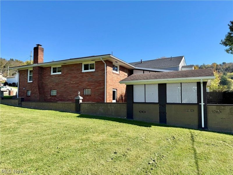 1442 Maple Avenue, Bellaire, OH 43906 Photo 3
