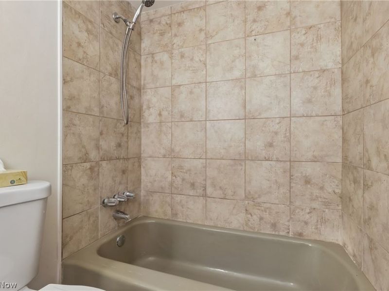 5758 Dailey Road, New Franklin, OH 44319 Photo 36