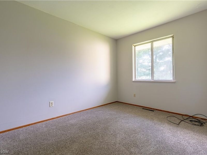 227 Pershing Avenue NW, Massillon, OH 44646 Photo 11