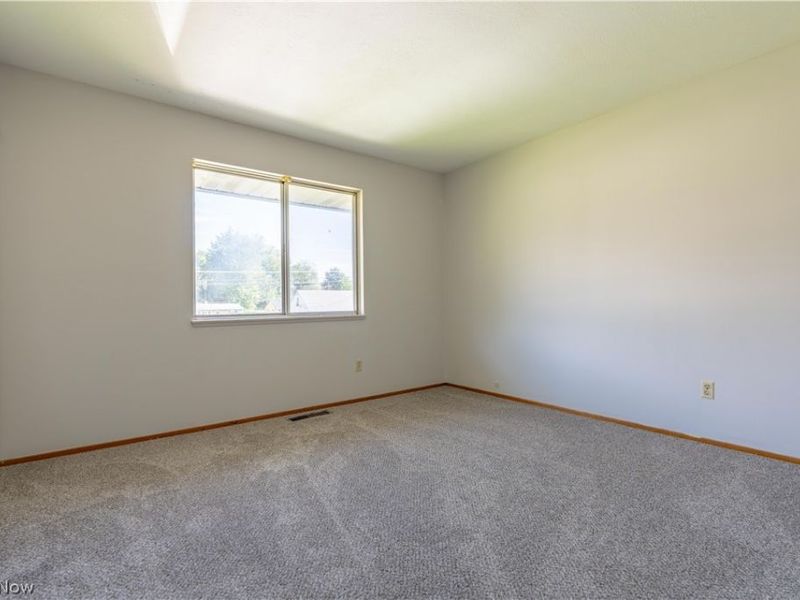 227 Pershing Avenue NW, Massillon, OH 44646 Photo 15