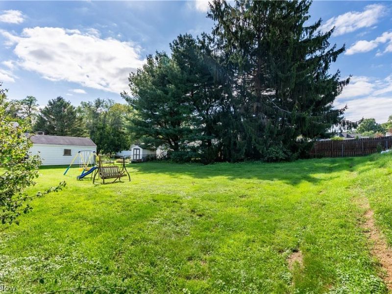 227 Pershing Avenue NW, Massillon, OH 44646 Photo 21