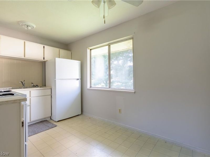 227 Pershing Avenue NW, Massillon, OH 44646 Photo 9