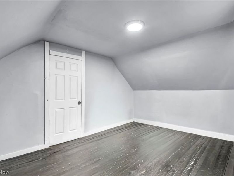 981 Thornhill Drive, East Cleveland, OH 44108 Photo 33