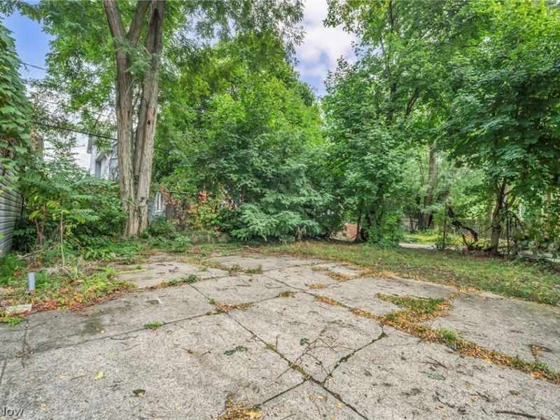 981 Thornhill Drive, East Cleveland, OH 44108 Photo 44