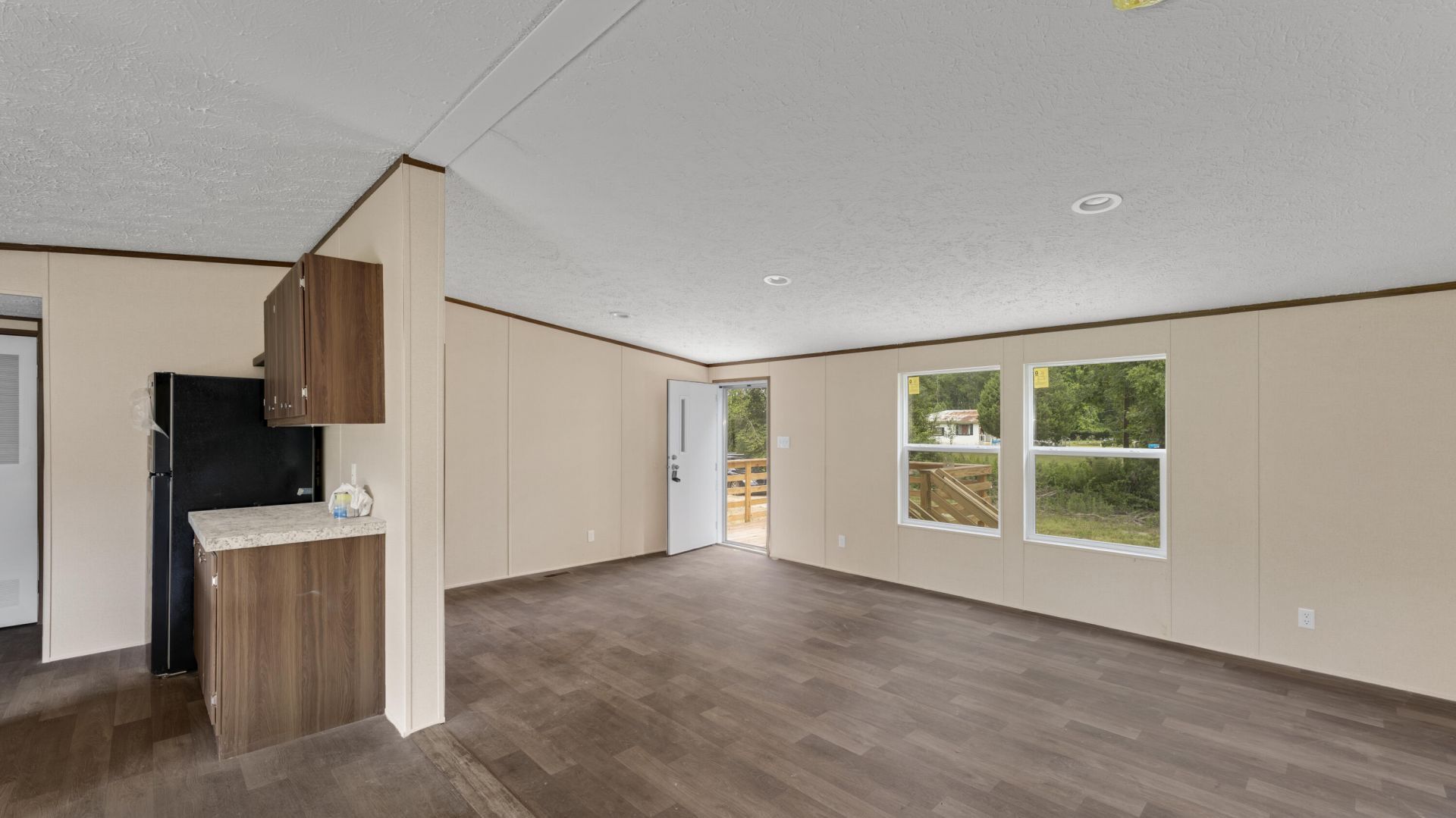 277 Blackbay Road Photo 7